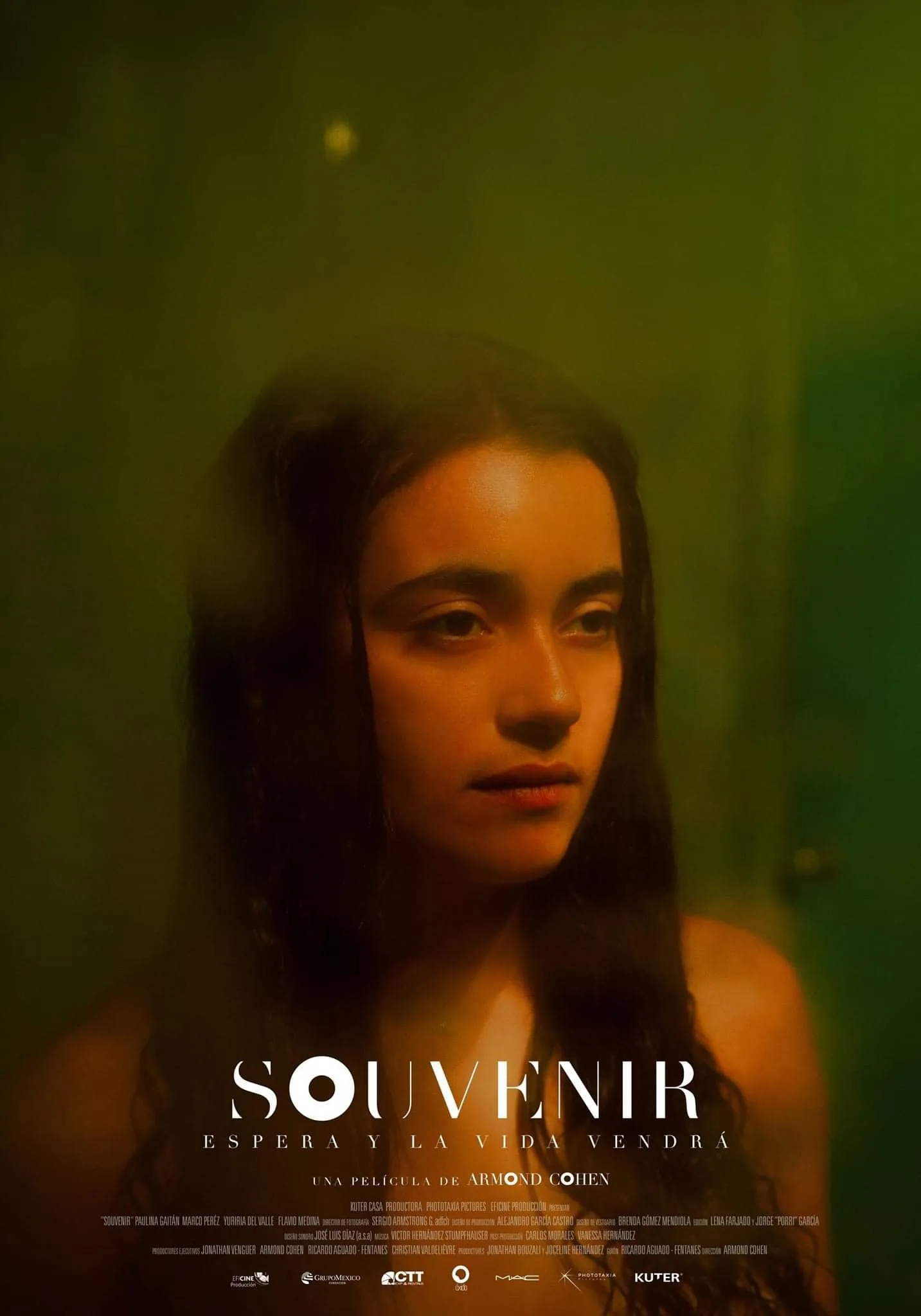 Cartel de Souvenir con Paulina Gaitán